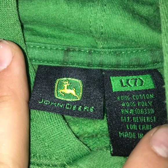 Little boys John Deere hoodie size 7 dirt rocks - Picture 3 of 6